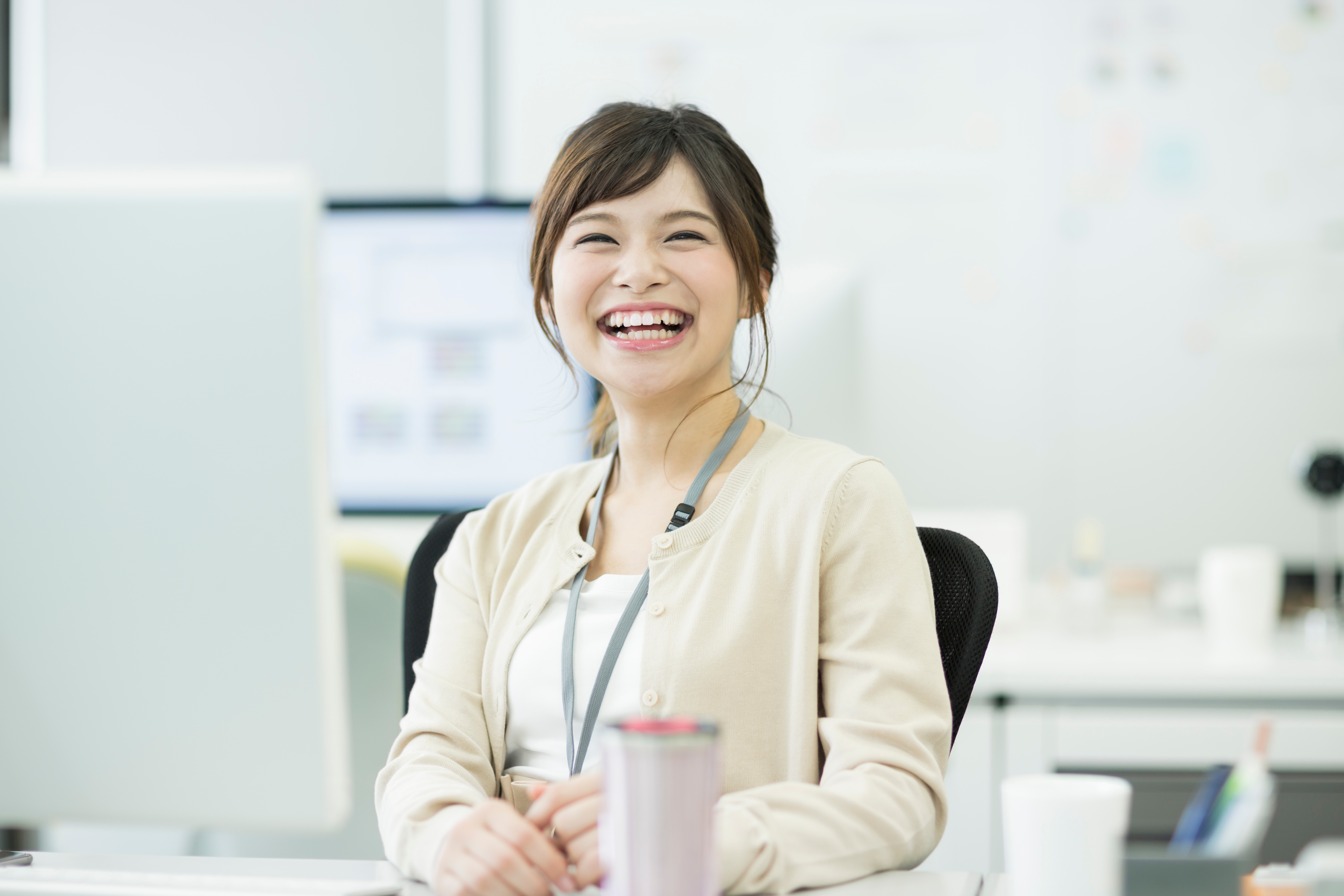 【土日祝休み＆17時終了】書類チェック等の事務スタッフ（未経験OK）