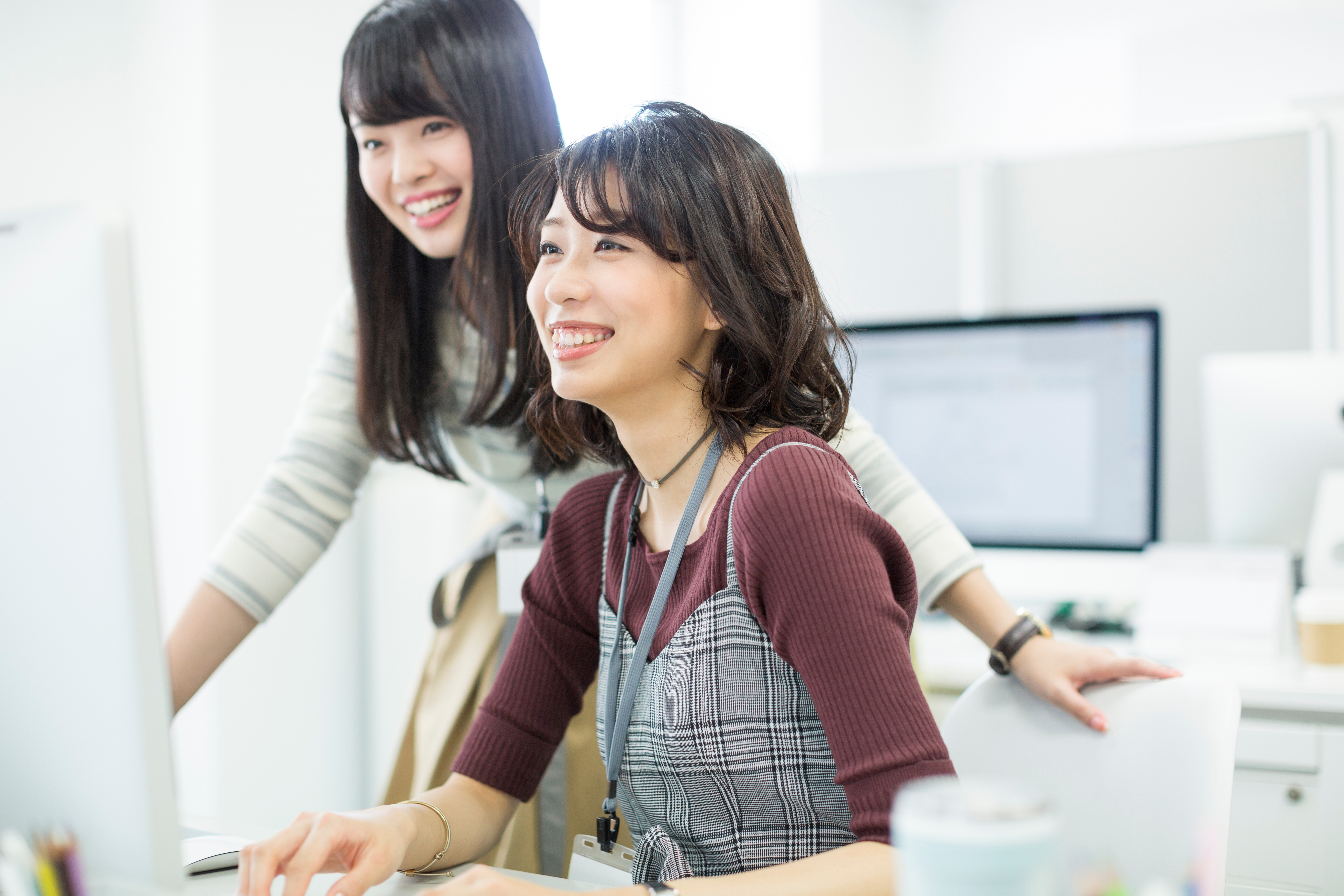 【毎日のランチが無料♪】月収24万以上!大手クレジットカード会社でのお問合せ対応